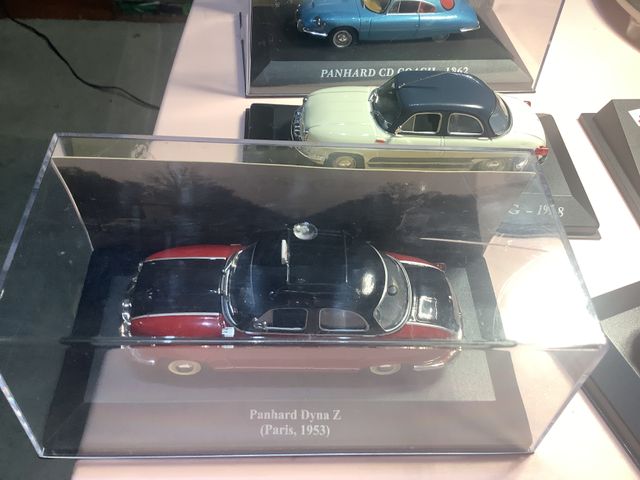 Lote 8 Panhard Varios Modelos