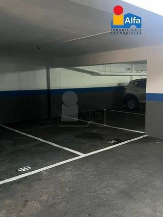 Garaje en venta en Centro en Cáceres