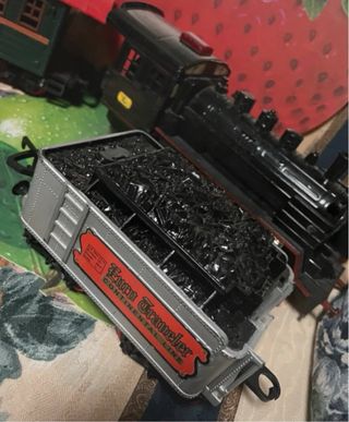 Trenes de juguete varios vagones y locomotora