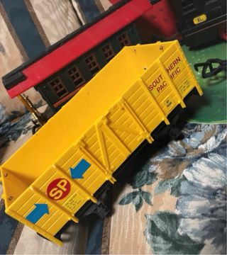 Trenes de juguete varios vagones y locomotora