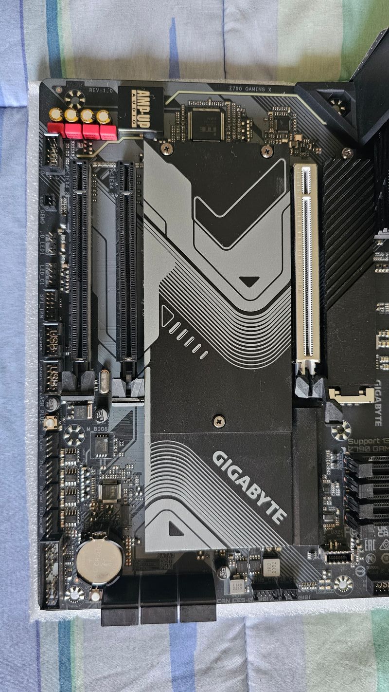 Placa base Gigabyte Z790 Gaming X afbeelding 5