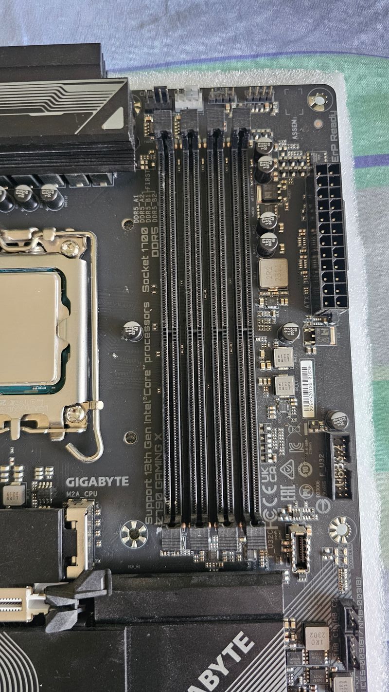 Placa base Gigabyte Z790 Gaming X afbeelding 4