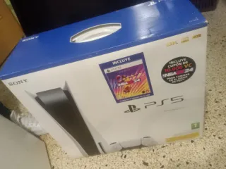 Caja PS5 vacía