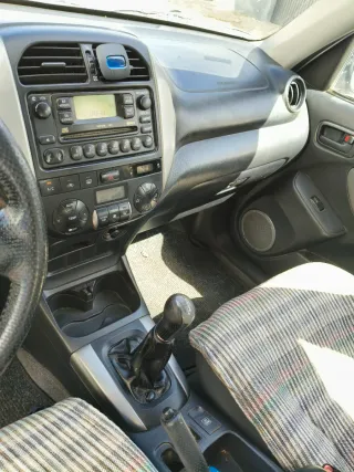 Toyota RAV4 2003