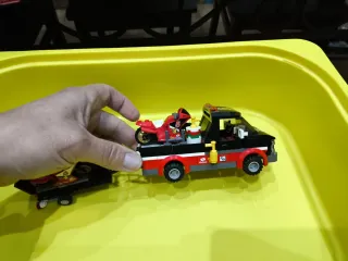 LEGO City 60084 Transportador de Motos