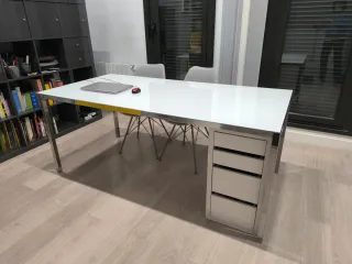 Mesa de cristal, estudio, despacho