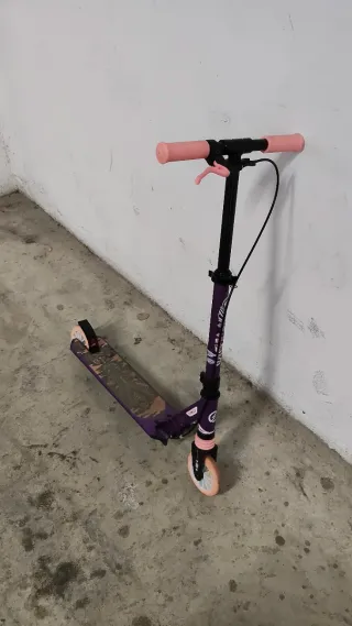 Patinete infantil MID5 decathlon de 6 a 9 años