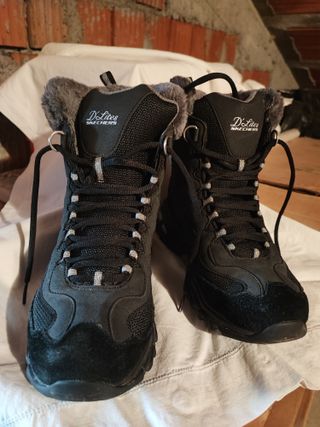 Stivali Sportivi Skechers Toasty Toes donna n. 37