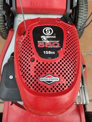 Cortacésped de gasolina Sterwins