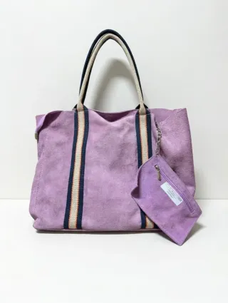 Liquidación de bolsos de piel