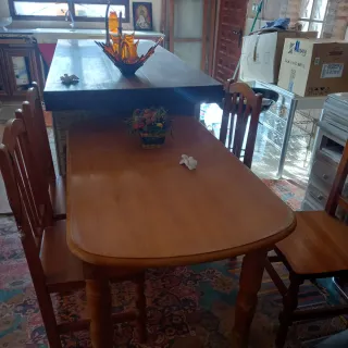 Mueble vitrina madera y cristal