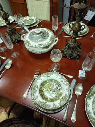 Vajilla Johnson Bros The Friendly Village