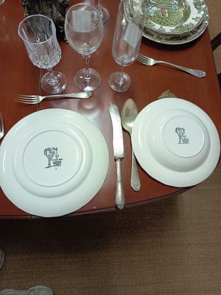 Vajilla Johnson Bros The Friendly Village