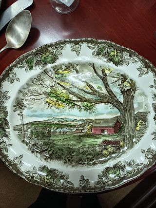 Vajilla Johnson Bros The Friendly Village