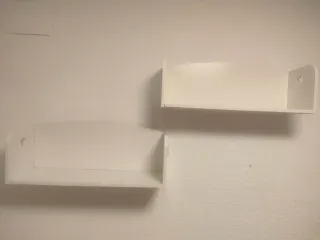 Estantería blanca de madera