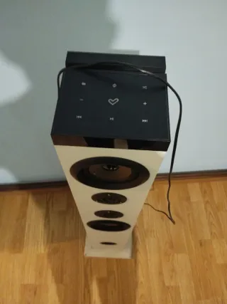 Altavoz Torre Blanco