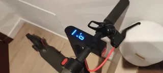 Patinete eléctrico en buen estado