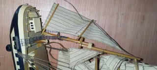 Maqueta velero marquetería