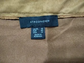 Falda marrón con botones