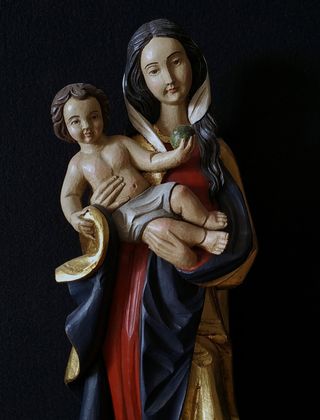 Talla de madera  Virgen María con Jesús