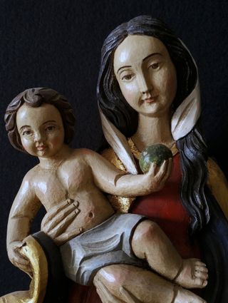 Talla de madera  Virgen María con Jesús