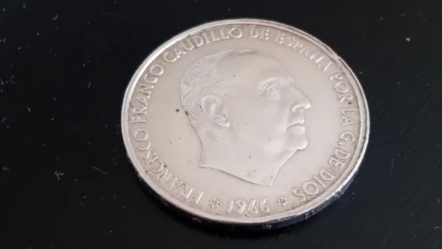 MONEDA 100 PESETAS PLATA 1966