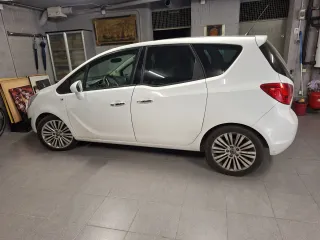 Opel Meriva 2011