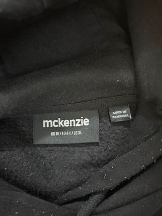 Sudadera McKenzie Negra con Capucha