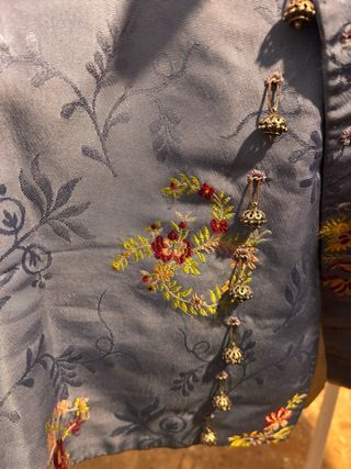 Chaleco fallero hombre XL celeste bordado