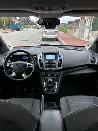 Ford Grand Tourneo Connec 2017 Titanium