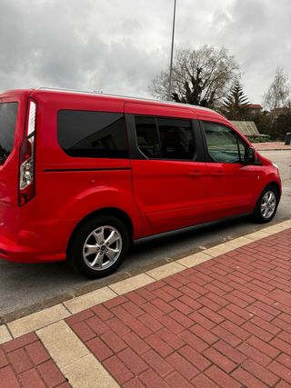 Ford Grand Tourneo Connec 2017 Titanium