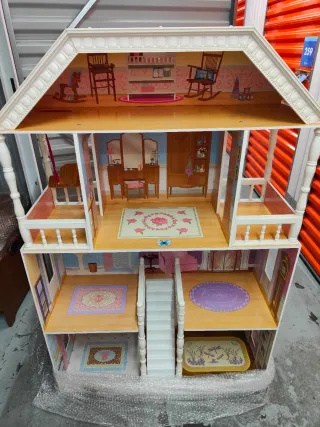 Casa de muñecas grande