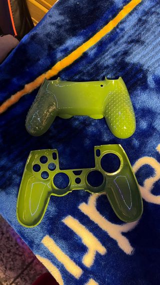 Funda PS4 Rick y Morty en color verde