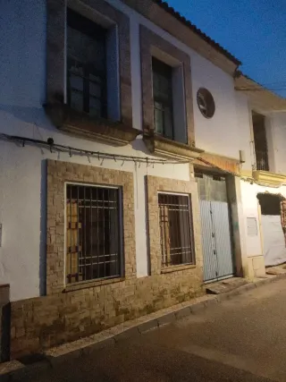 Se vende casa de 3 plantas