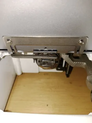 Máquina de coser Alfa3249 + maletín y motor estern