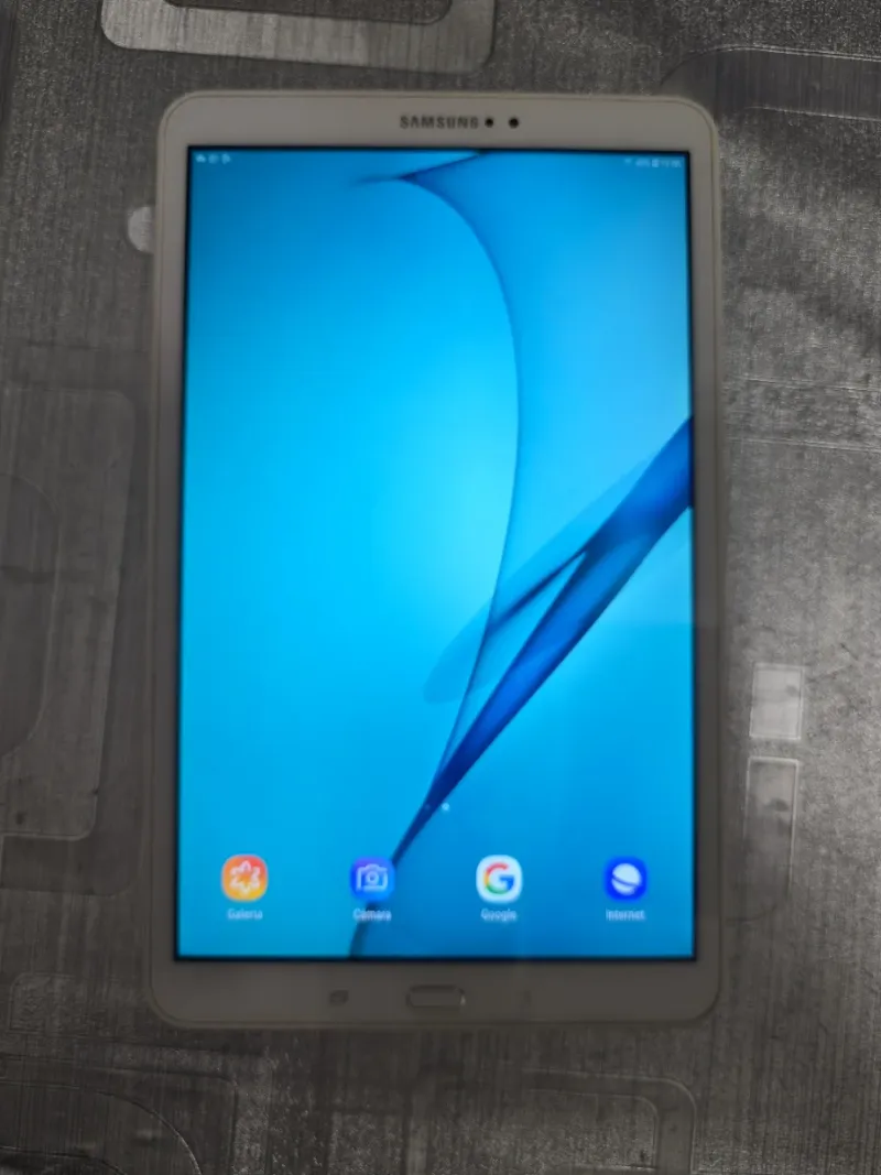 Samsung Galaxy Tab A (2016) SM-T580 afbeelding 2