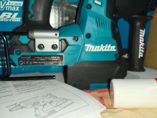 Martillo Percutor Makita HR003GZ 40V (Solo Máquina