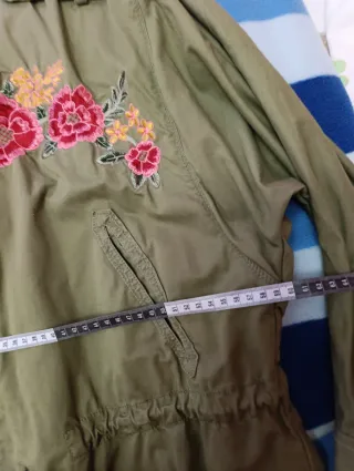 Chaqueta verde militar MYHOL bordada