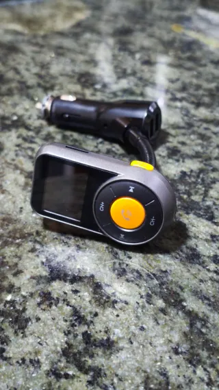 Transmisor FM Bluetooth Coche QC3.0 Manos Libres