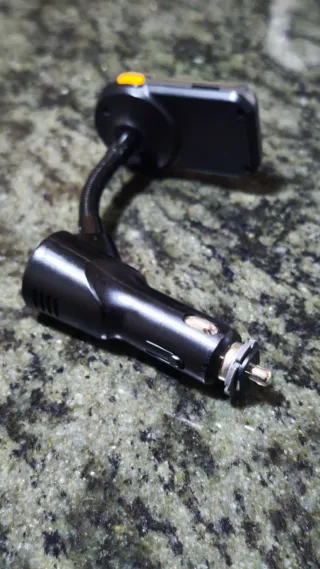 Transmisor FM Bluetooth Coche QC3.0 Manos Libres