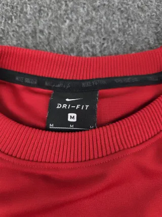 Camiseta Nike Dri-Fit Fútbol Roja Talla M