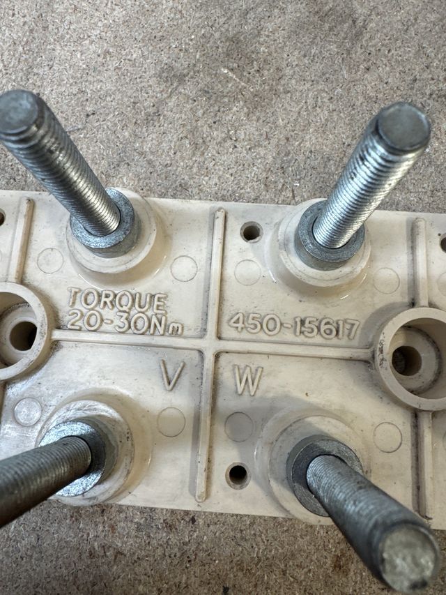 PLACA AISLADA CONEXIONADO ALTERNADOR-MOTOR 220x90