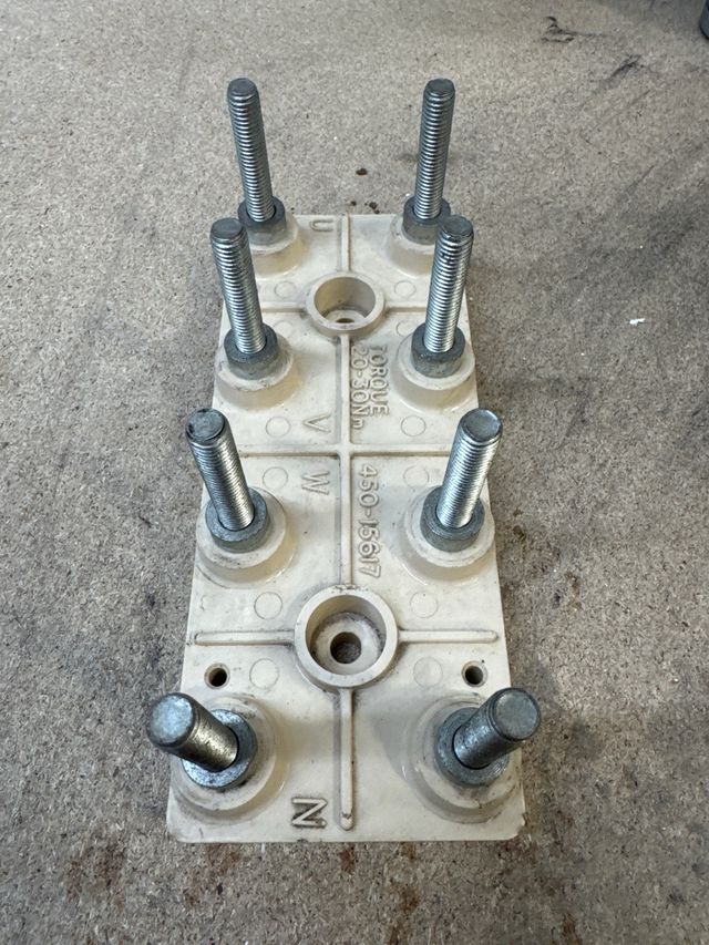 PLACA AISLADA CONEXIONADO ALTERNADOR-MOTOR 220x90
