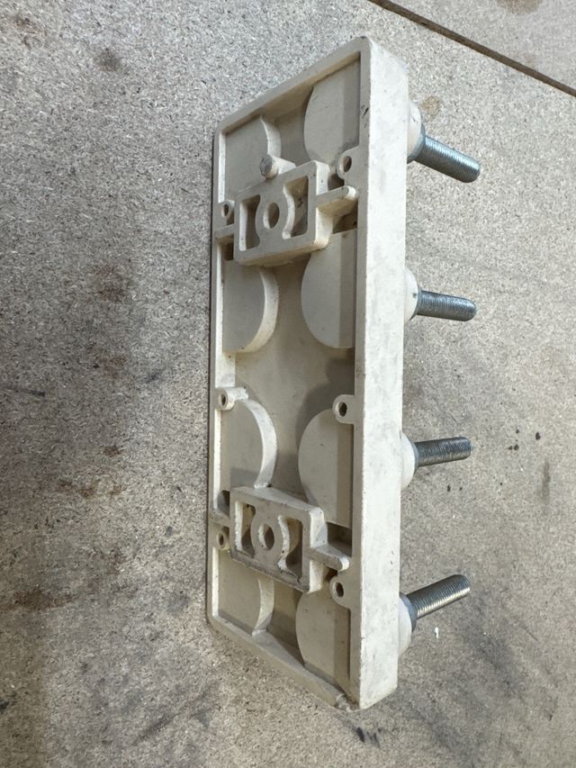 PLACA AISLADA CONEXIONADO ALTERNADOR-MOTOR 220x90