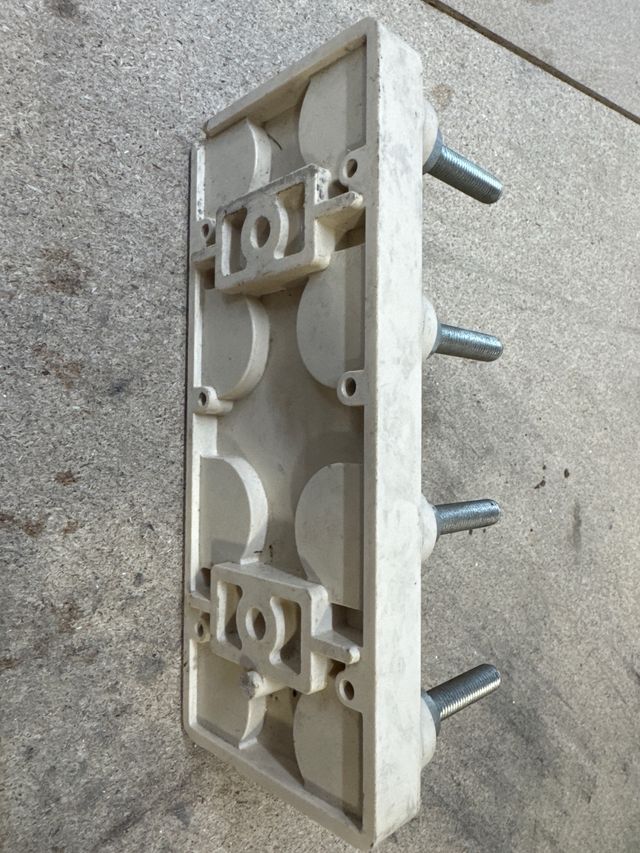 PLACA AISLADA CONEXIONADO ALTERNADOR-MOTOR 220x90