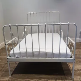 Cama infantil Ikea blanca