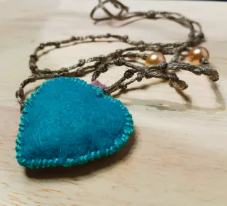 Escapulario hecho a mano. Sagrado corazón.