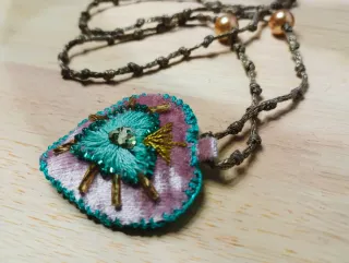 Escapulario hecho a mano. Sagrado corazón.