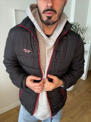 Chaqueta Hollister acolchada negra