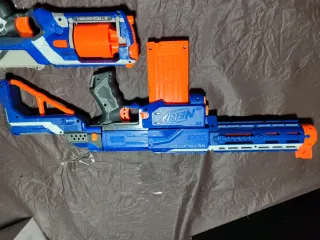 Pistola Nerf Retaliator y Strongarm